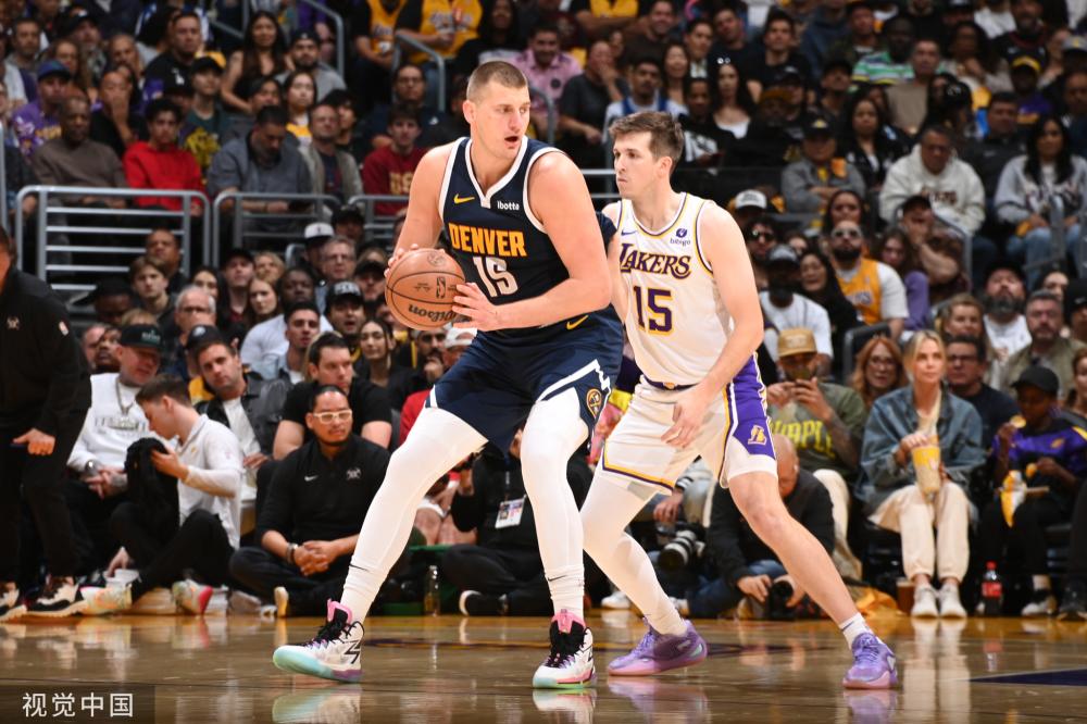 一场突如其 一场突如其