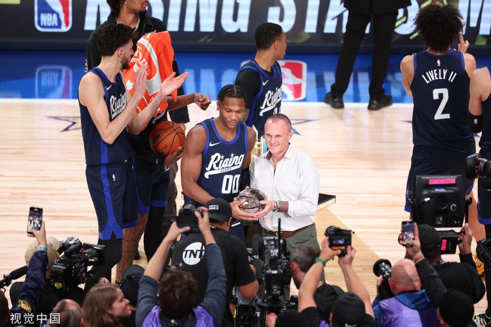 瞬间点燃了 瞬间点燃了