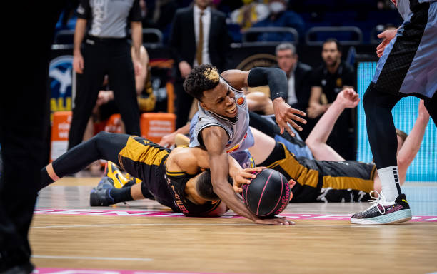 们出色的传 们出色的传